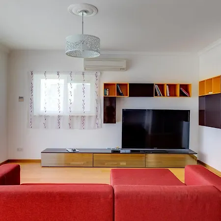 Seafront In With Pool, Upmarket Complex Sliema