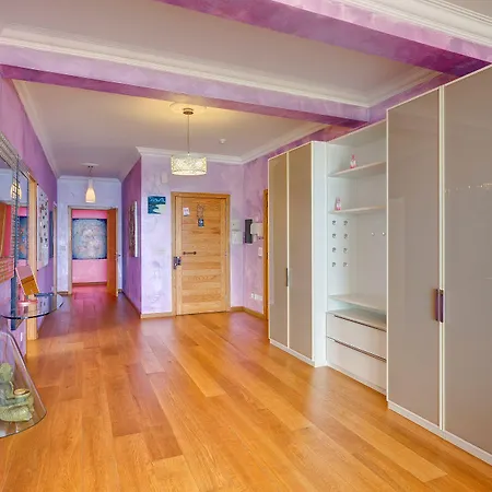 Seafront In With Pool, Upmarket Complex * Sliema