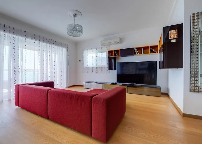 Appartamento Seafront In With Pool, Upmarket Complex Sliema