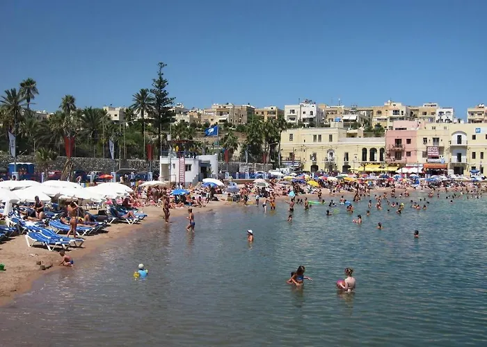 Seafront In With Pool, Upmarket Complex Sliema