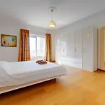 Apartment Seafront In With Pool, Upmarket Complex Sliema