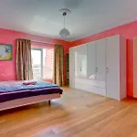 Seafront In With Pool, Upmarket Complex Apartment