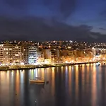 Apartment Seafront In With Pool, Upmarket Complex Sliema