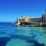 Seafront In With Pool, Upmarket Complex