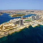 Seafront In With Pool, Upmarket Complex