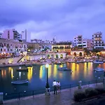 Seafront In With Pool, Upmarket Complex Apartment