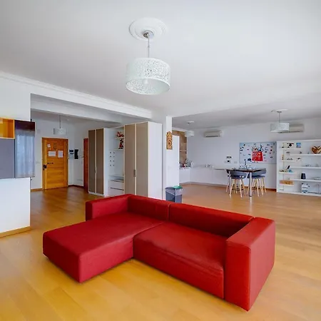 Seafront In With Pool, Upmarket Complex *