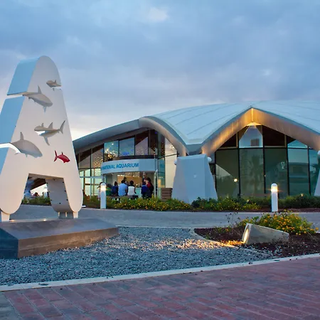 Seafront In With Pool, Upmarket Complex