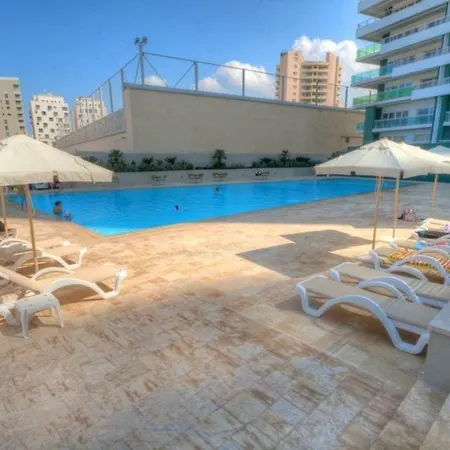 Seafront In With Pool, Upmarket Complex * سليمة