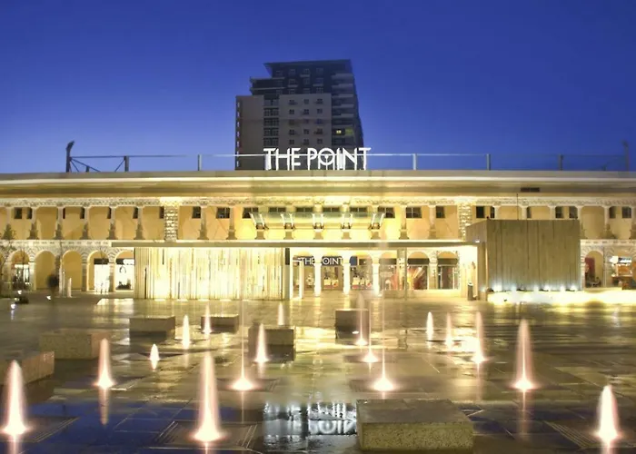 Seafront In With Pool, Upmarket Complex * Sliema